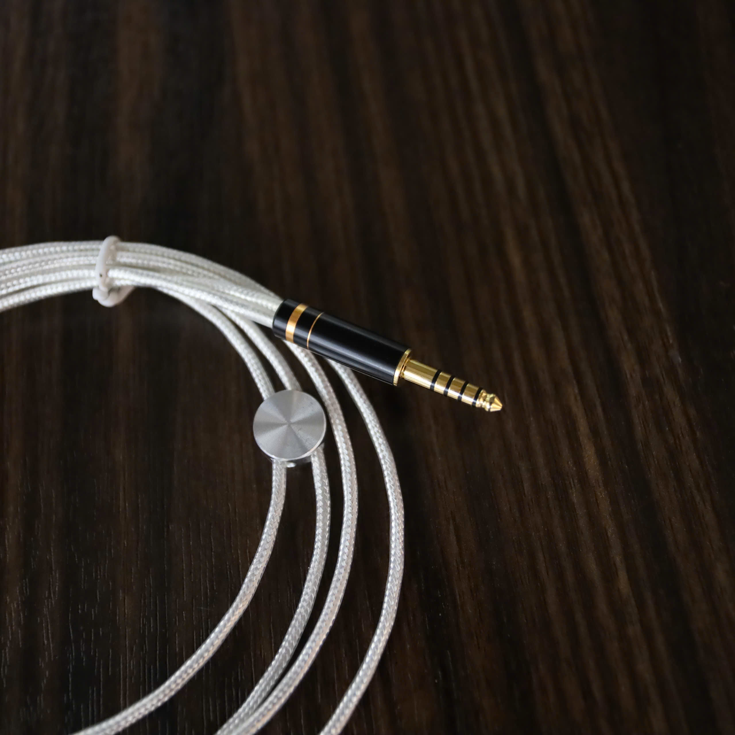 Cáp OFS 44X3P ( BL44 to XLR 3pin Female )